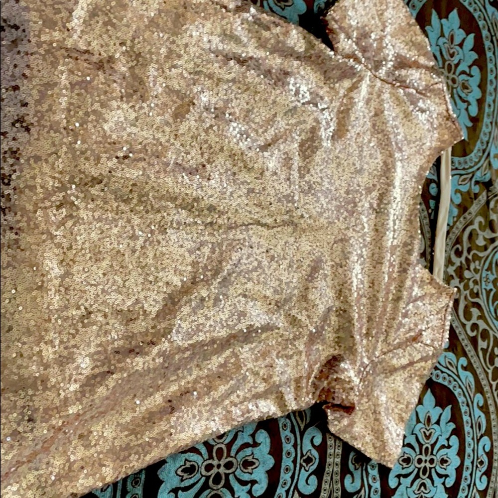 Rose gold sequin top! Size small